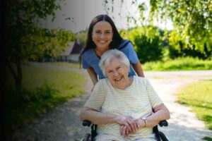 Busco cuidadora para abuelita con atención diaria