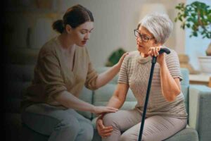 Estoy buscando Cuidadora responsable para cuidar a mi Abuela