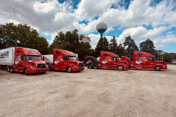 Heavy Truck Driver Jobs in the USA